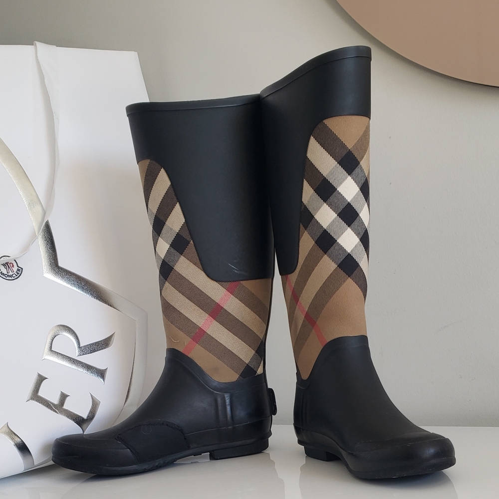 Burberry Clemence Boots - Black and Tan Nova Print Knee High Rain Boots - Picture 2 of 8